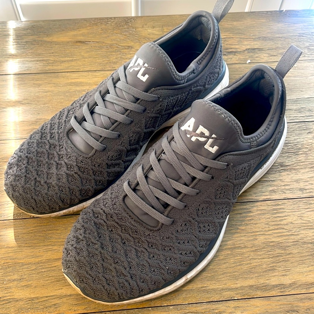 APL Techloom Phantom W - color grey, excellent used condition 10